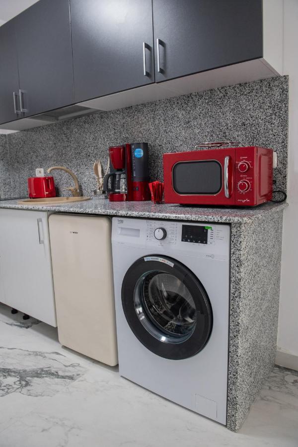 Apart Hotel Center Piatra Neamt Bagian luar foto